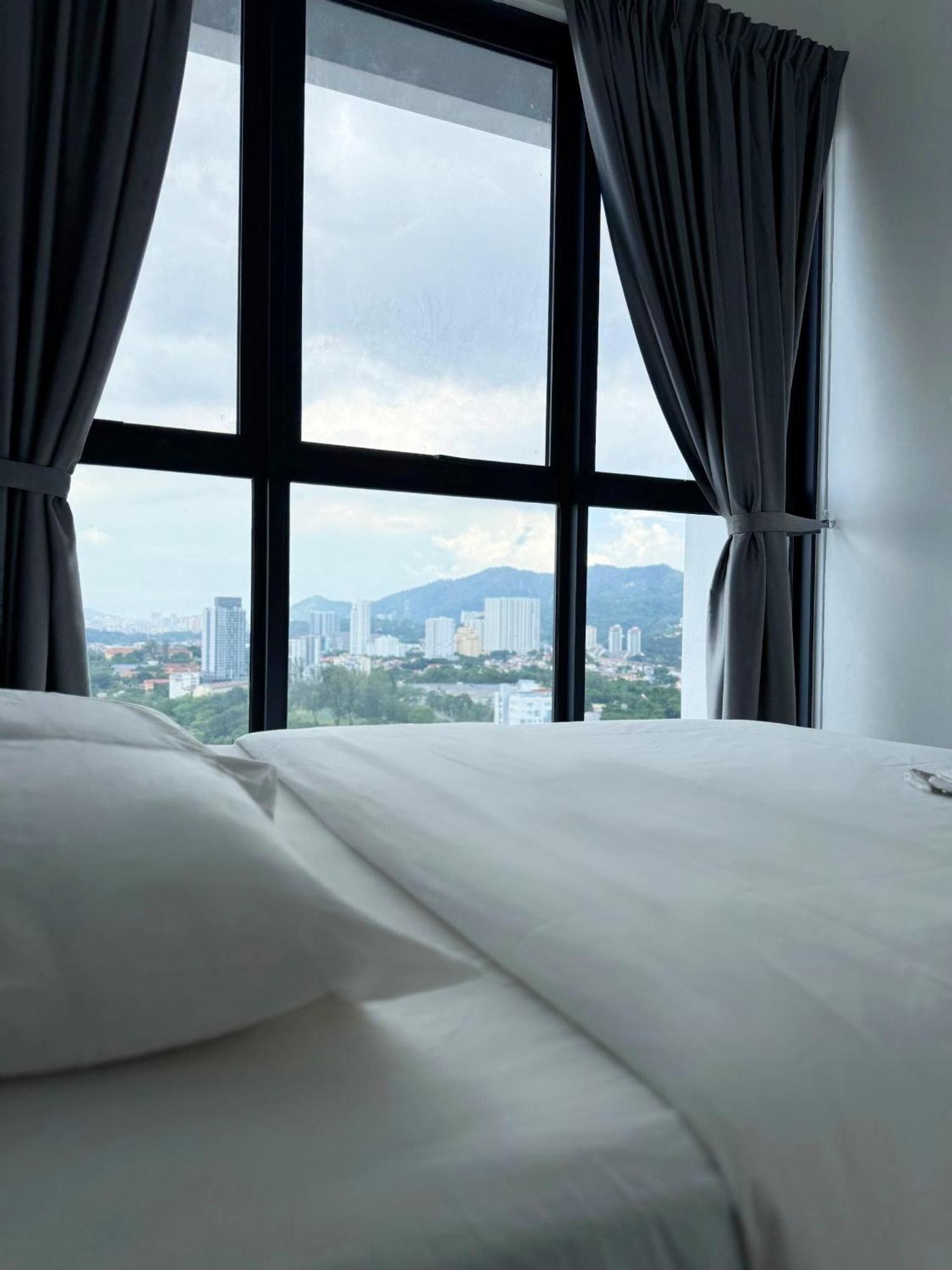 Urban Suites Two Or Three Bedroom Georgetown By Anc Jelutong Εξωτερικό φωτογραφία