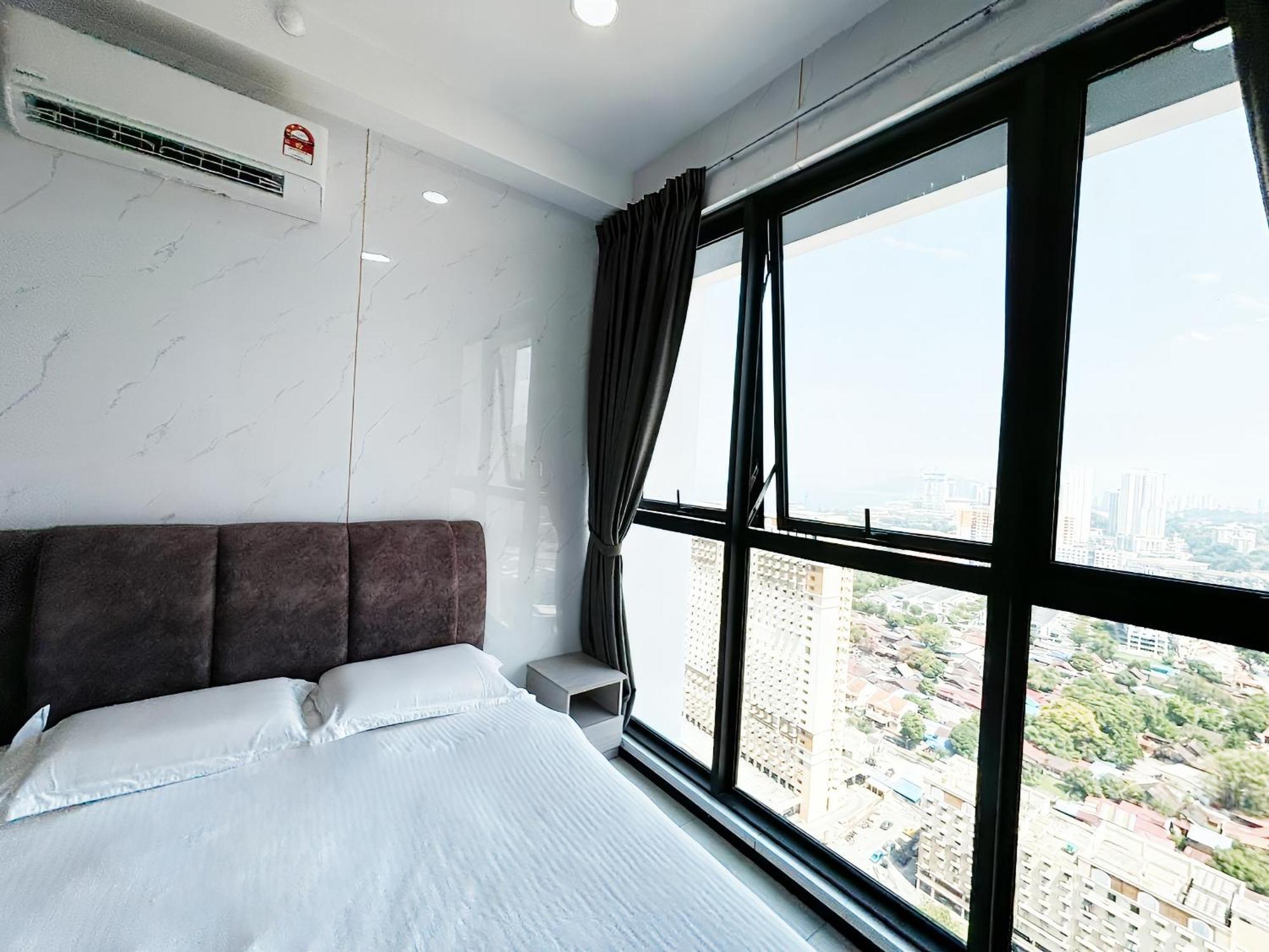 Urban Suites Two Or Three Bedroom Georgetown By Anc Jelutong Εξωτερικό φωτογραφία
