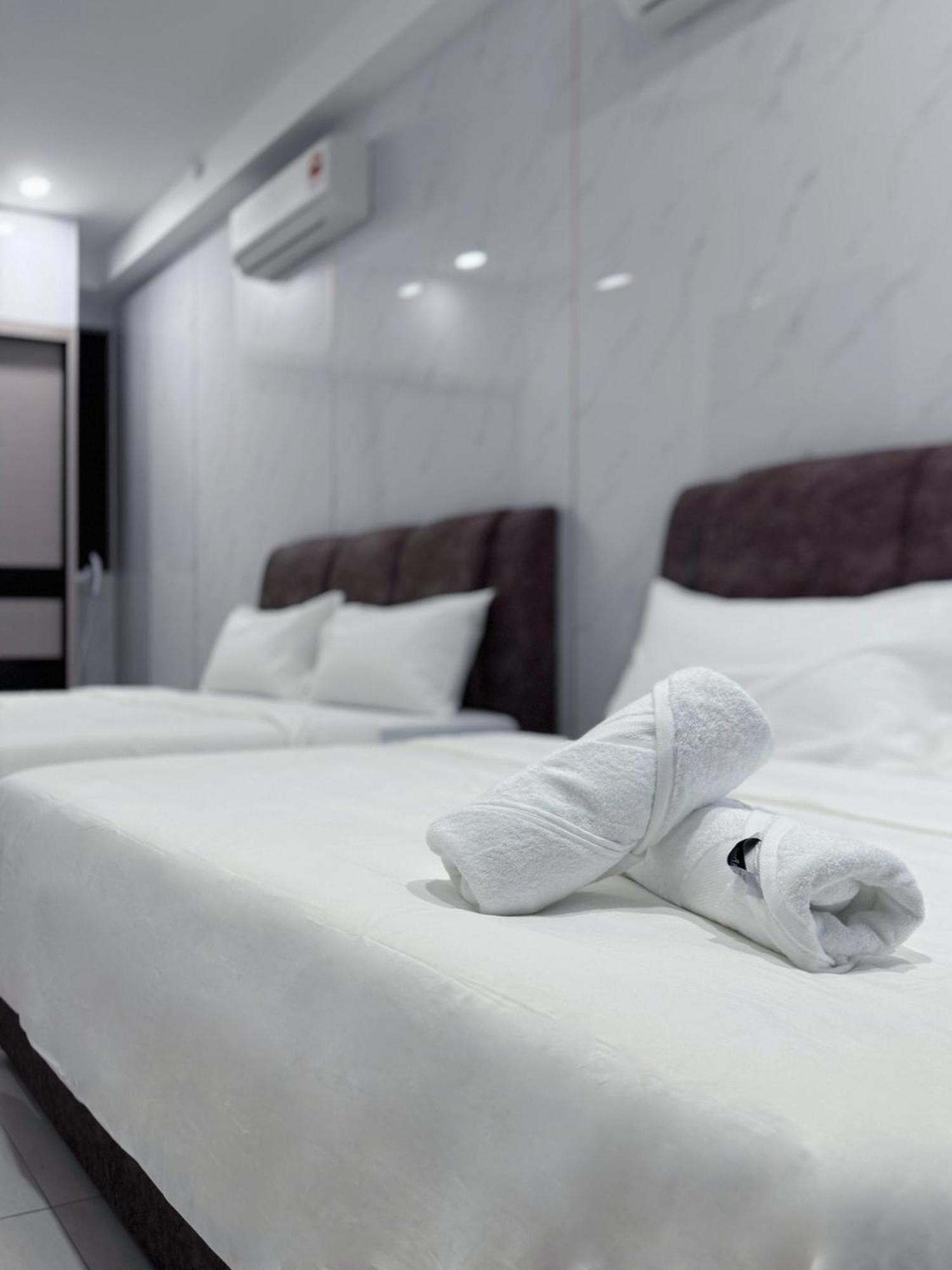 Urban Suites Two Or Three Bedroom Georgetown By Anc Jelutong Εξωτερικό φωτογραφία