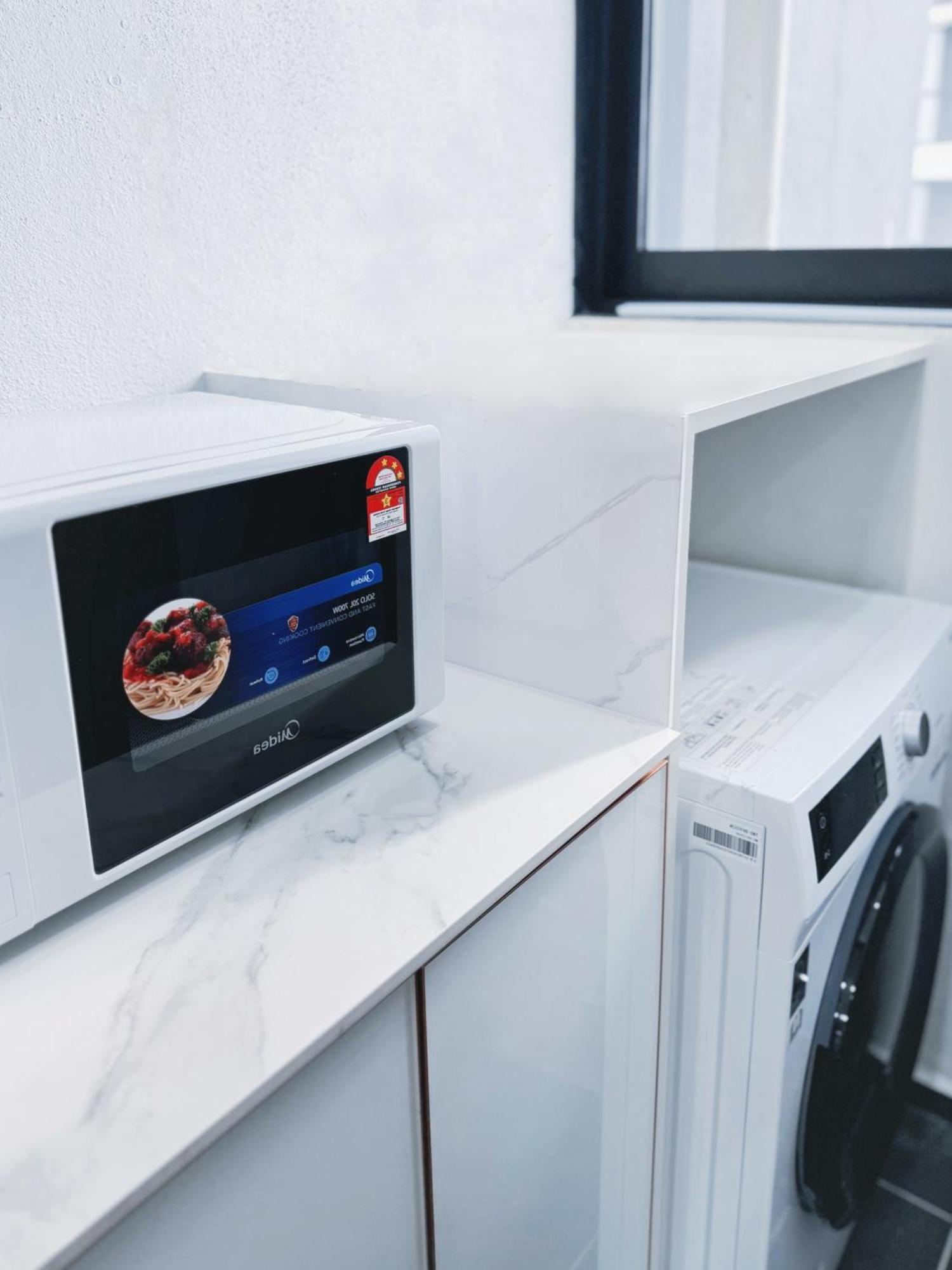 Urban Suites Two Or Three Bedroom Georgetown By Anc Jelutong Εξωτερικό φωτογραφία