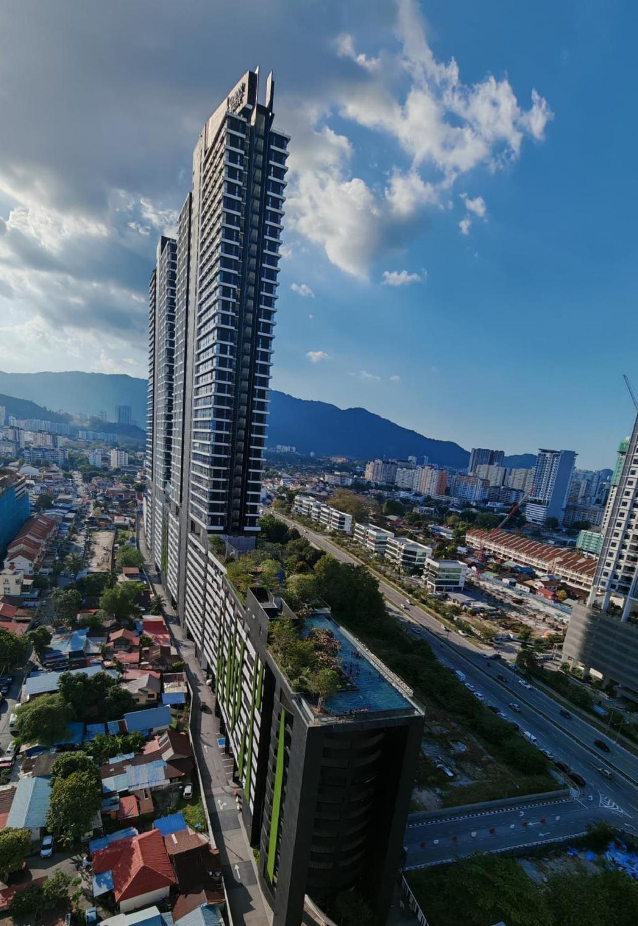 Urban Suites Two Or Three Bedroom Georgetown By Anc Jelutong Εξωτερικό φωτογραφία